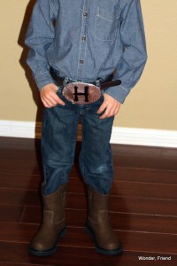 Picture of H's cowboy belt buckle.